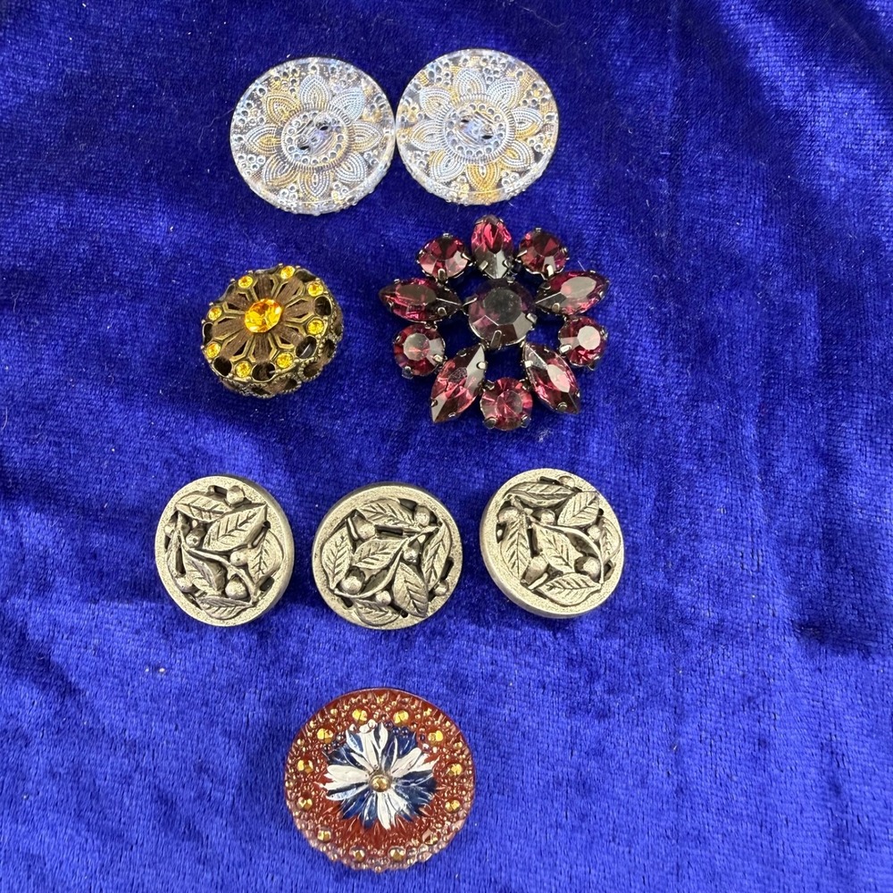 Vintage Buttons Lot of 8 Rhinestone Glass Floral Multi Color Mixed Sizes